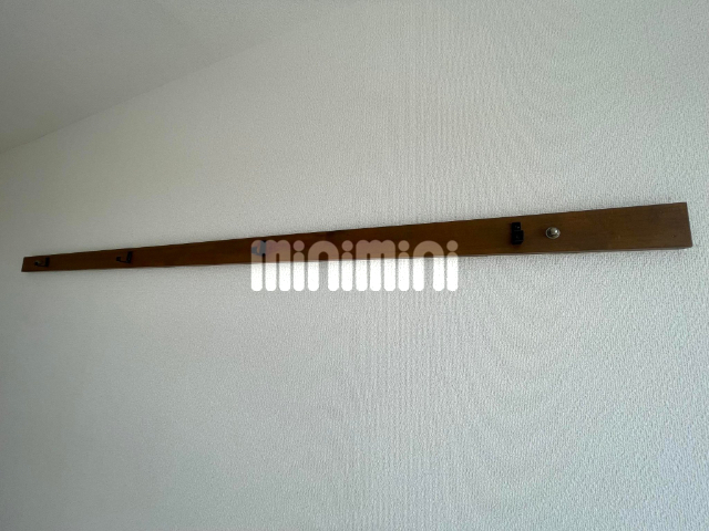 ����16