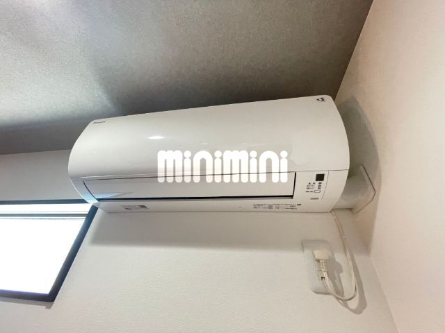 ����10
