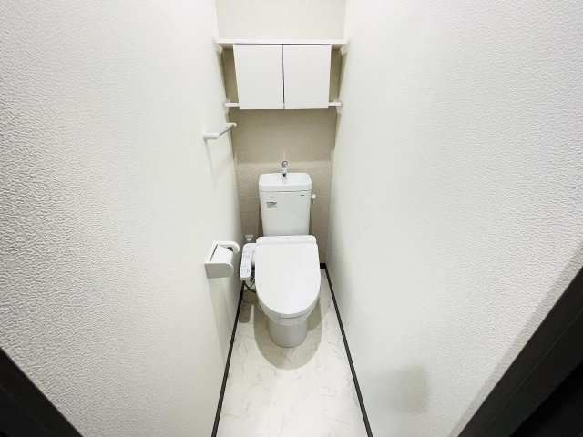 ����5