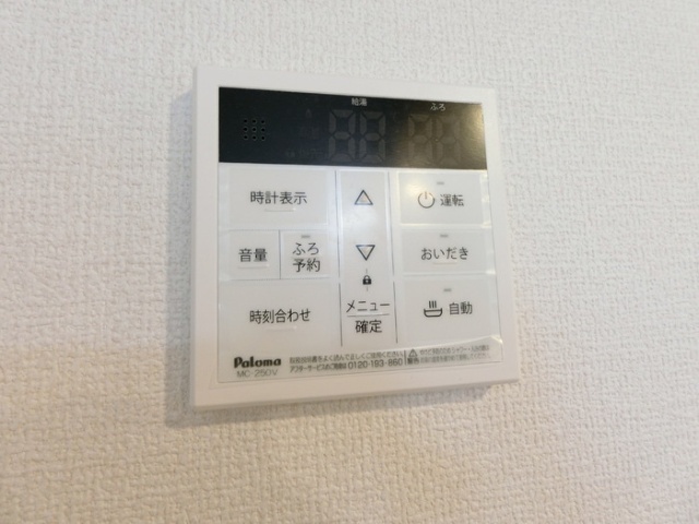 ����11