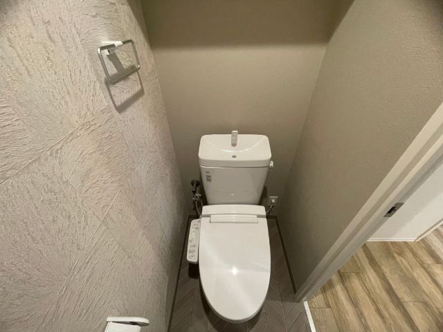 ����6