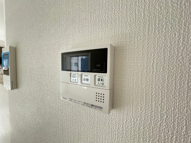 ����11