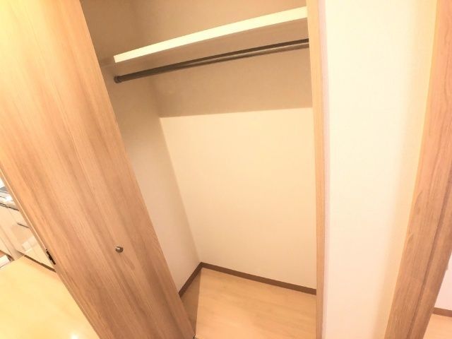 ����7