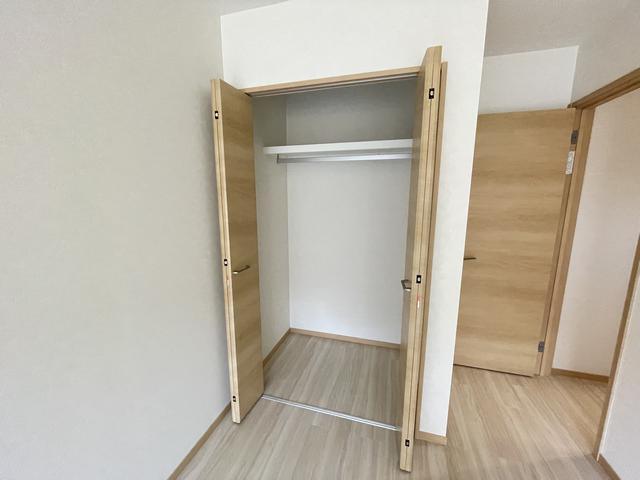 ����7