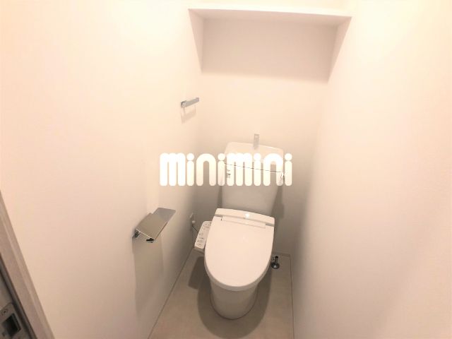 ����9