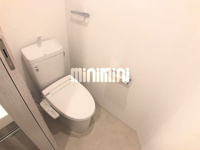 ����9