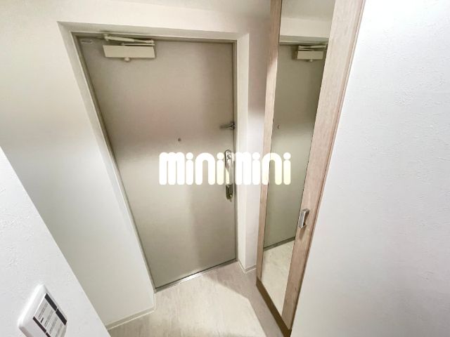 ����8