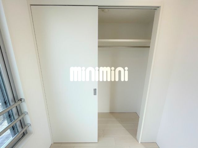 ����6