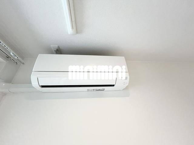 ����8