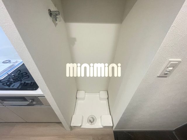 ����14