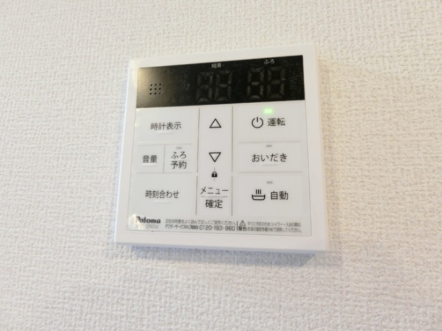 ����10
