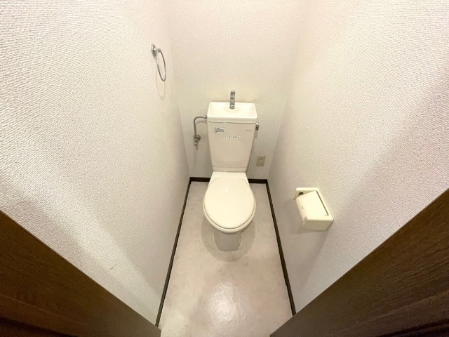 ����5