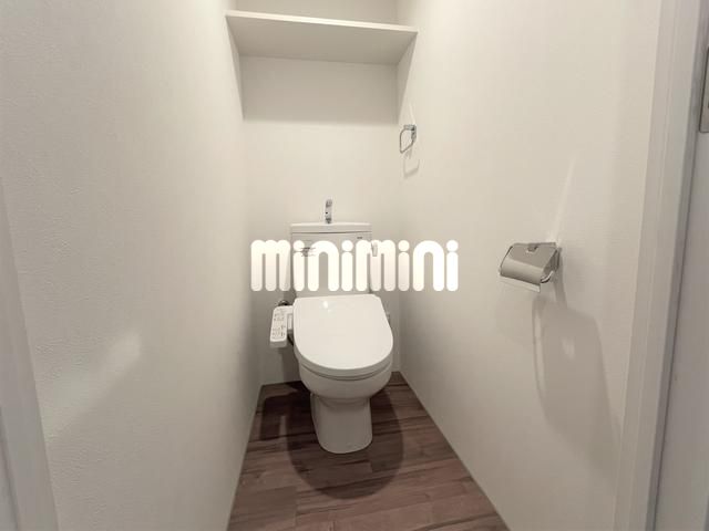����9