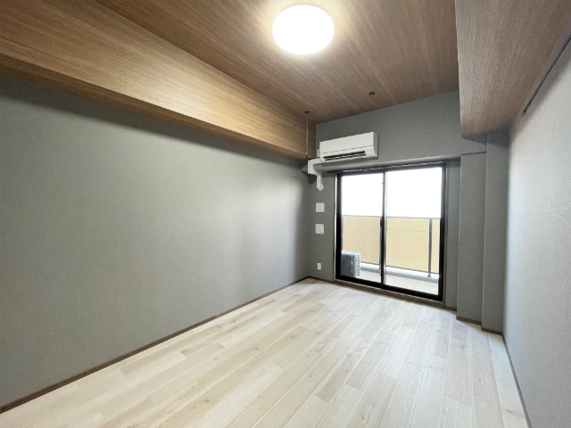 ����1