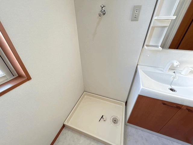 ����11