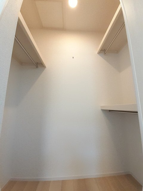 ����7