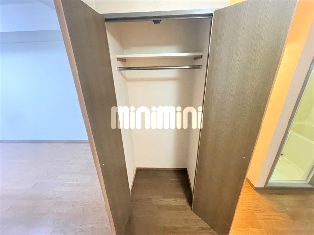 ����7