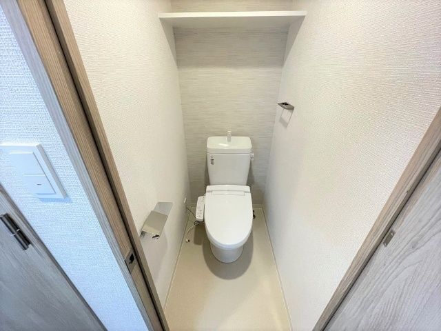 ����9
