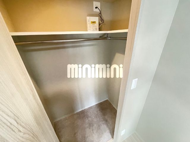 ����7