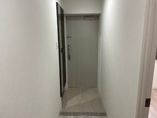 ����16