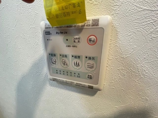 ����11