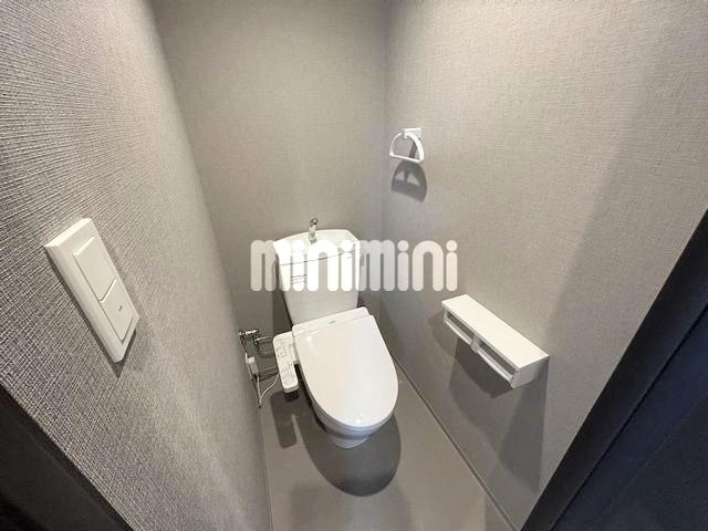 ����8