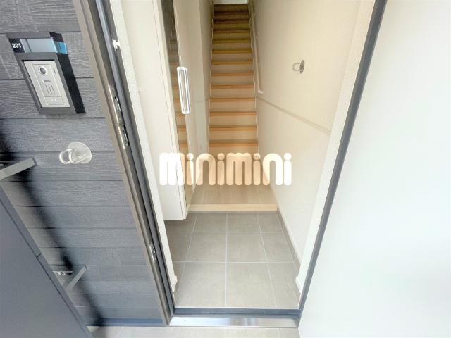 ����7