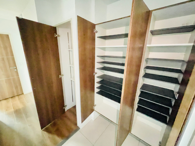 ����14