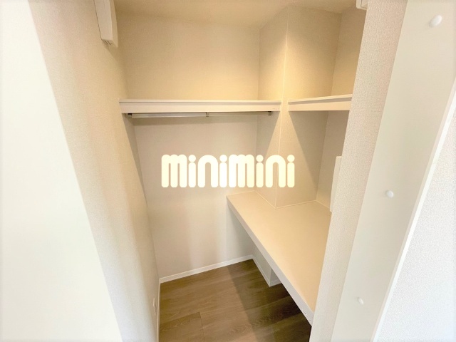 ����6