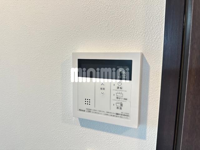 ����11