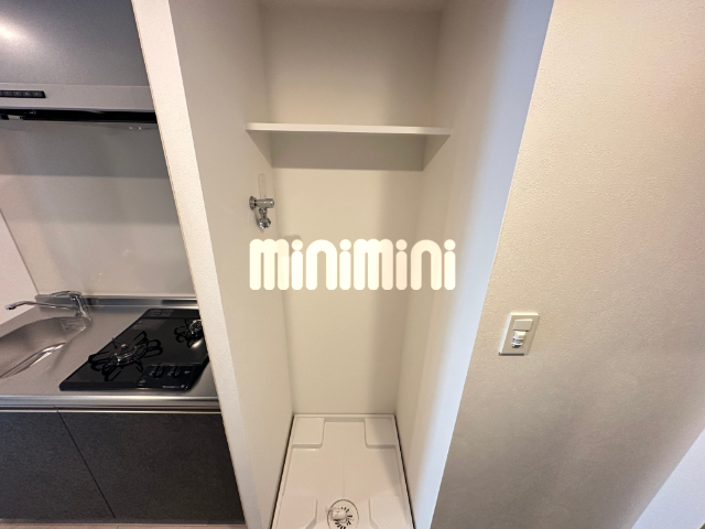����8