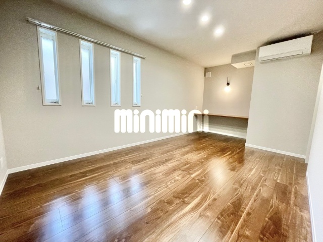 ����6