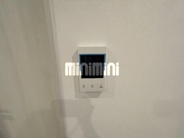 ����10