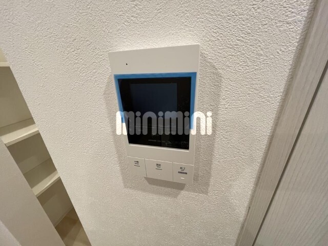 ����10