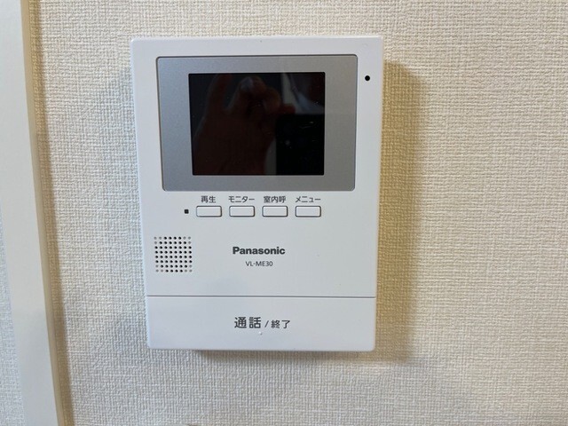 ����11