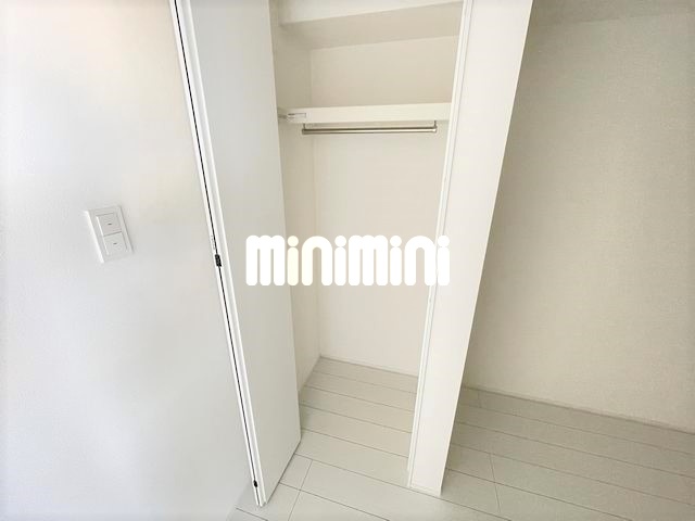 ����6