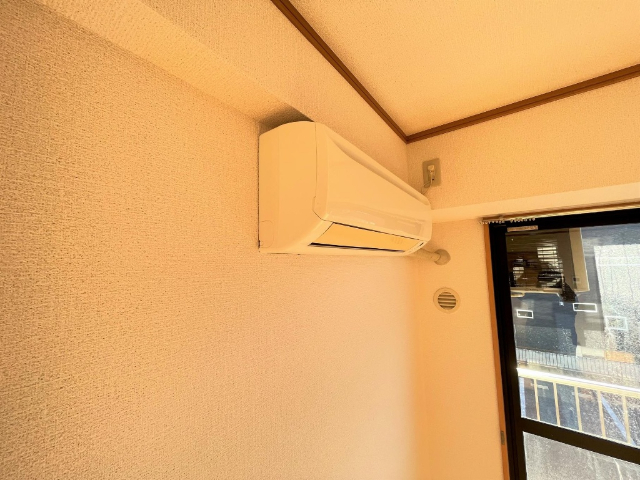 ����5