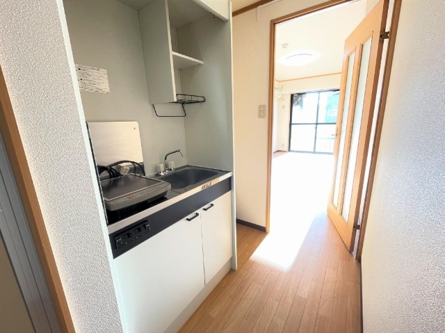 ����19