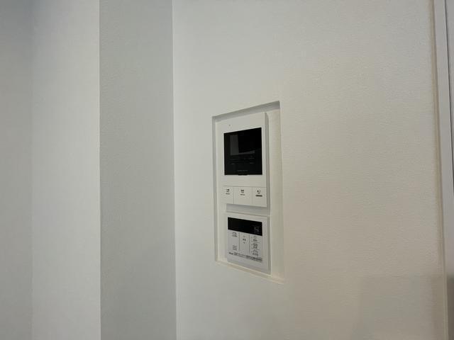 ����10