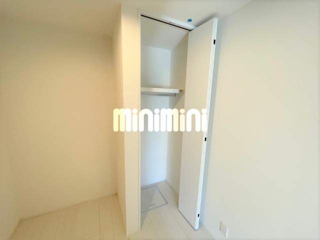 ����6