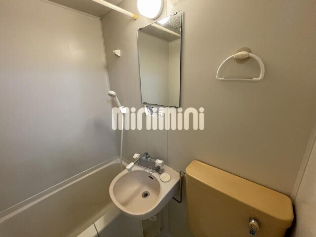 ����5