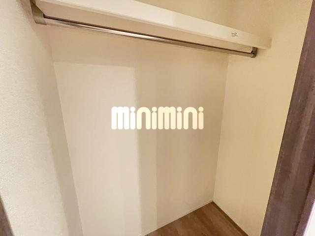 ����5
