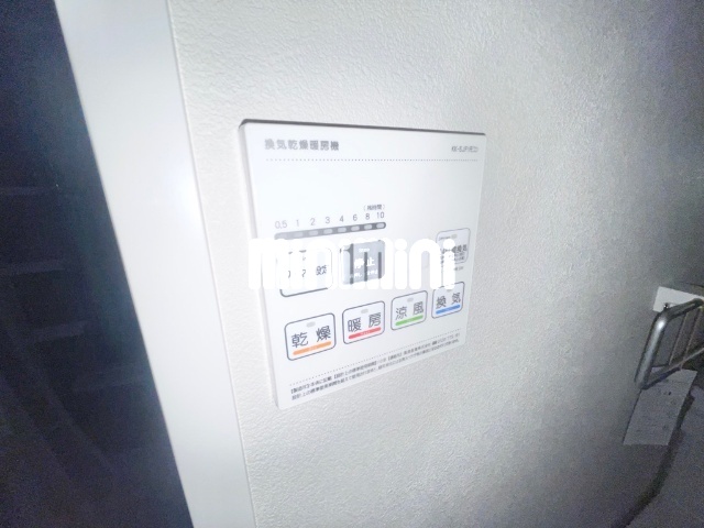 ����10