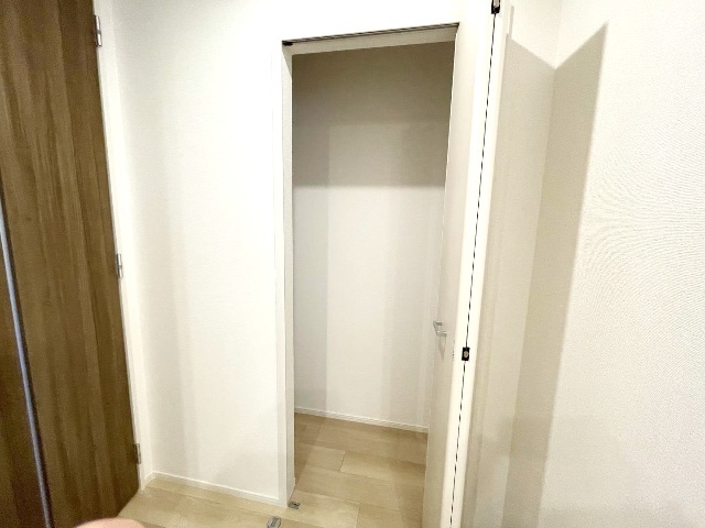 ����19