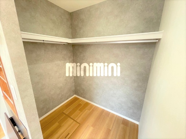 ����6