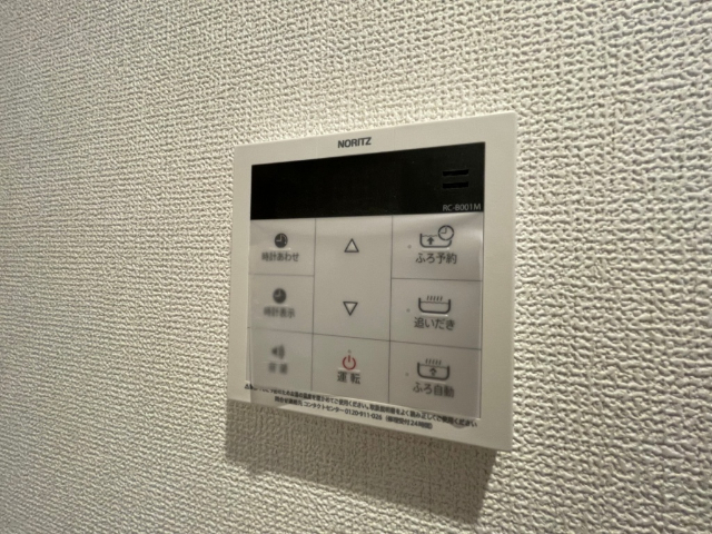 ����13