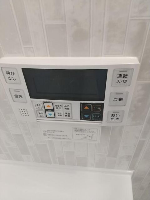 ����10