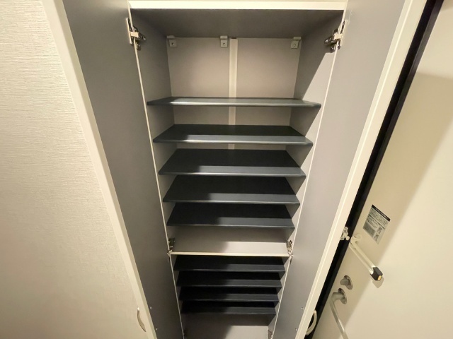 ����14