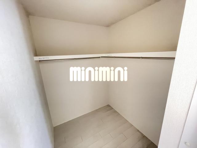 ����7