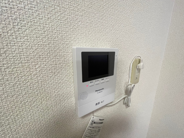 ����6